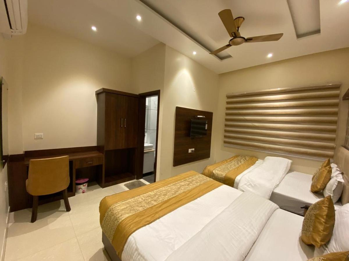 Hotel Blossom Inn 阿姆利则 外观 照片