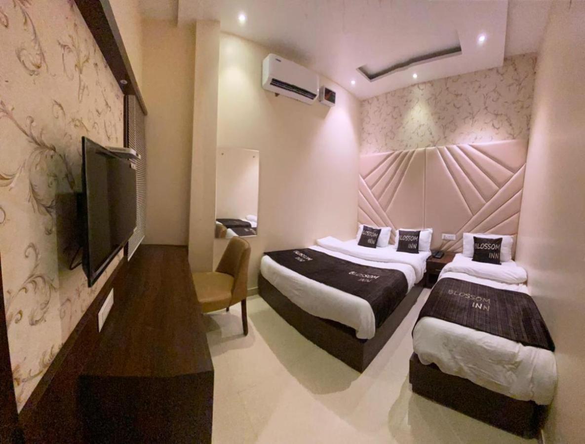 Hotel Blossom Inn 阿姆利则 外观 照片