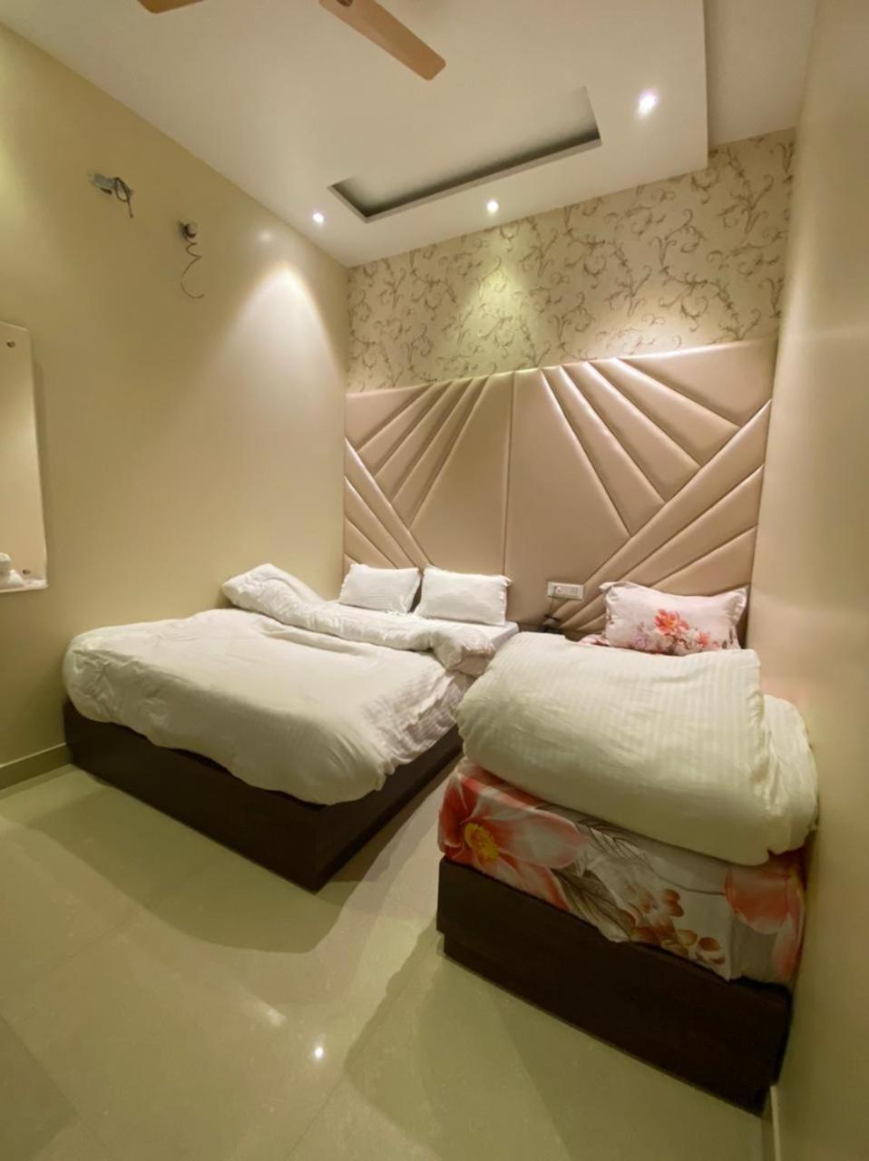 Hotel Blossom Inn 阿姆利则 外观 照片