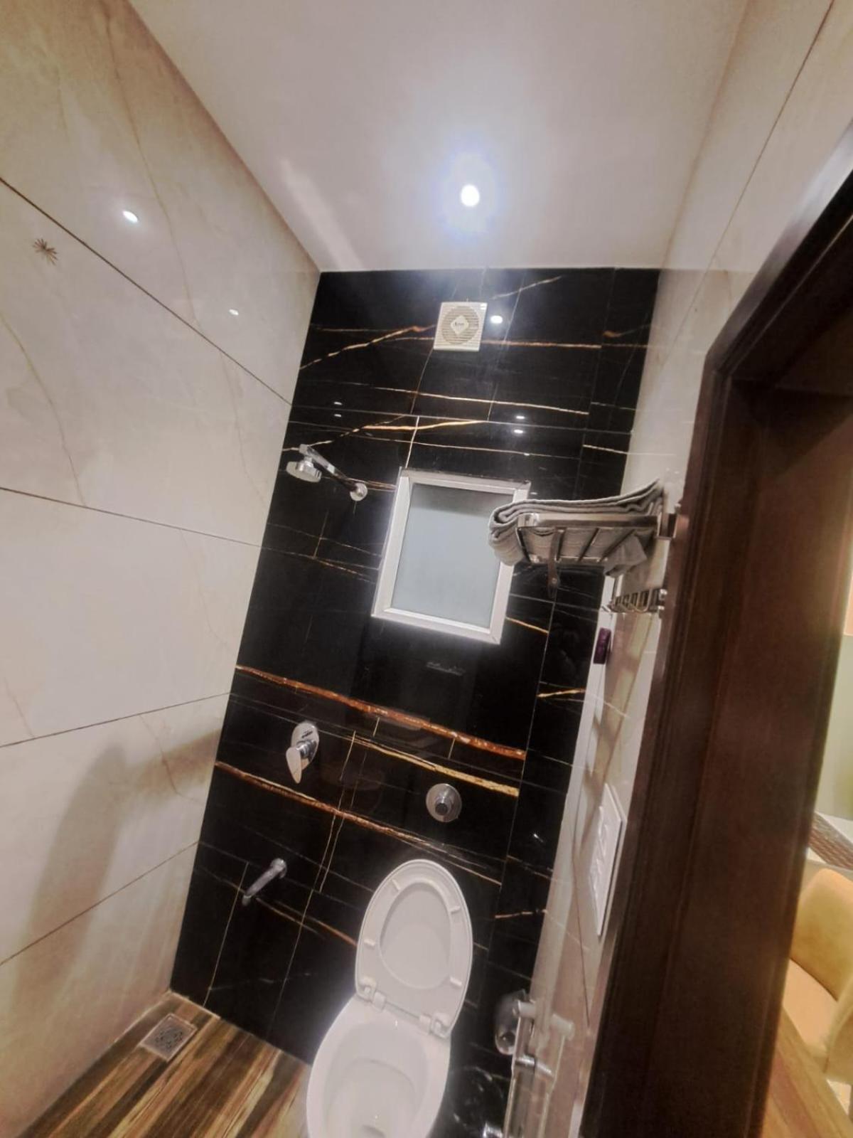 Hotel Blossom Inn 阿姆利则 外观 照片